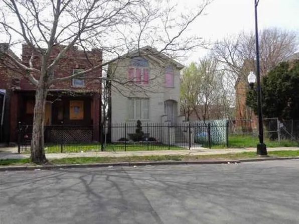 6918 S King Dr, Chicago, IL 60637