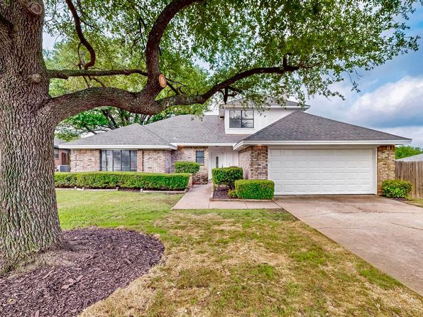 3965 Singleleaf Ln, Fort Worth, TX 76133