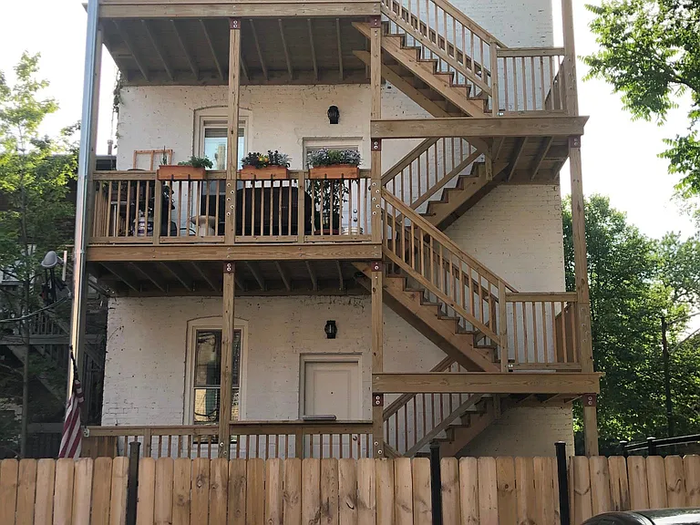 1059 N Damen Ave #3R — Photo 20