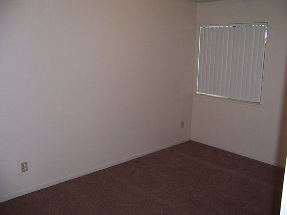 4th image of 1039 N Fulton St APT 101