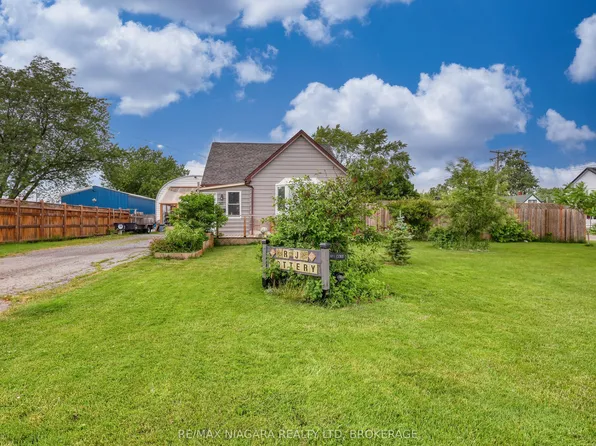 30 Erie St, Welland, ON L3B 5J7