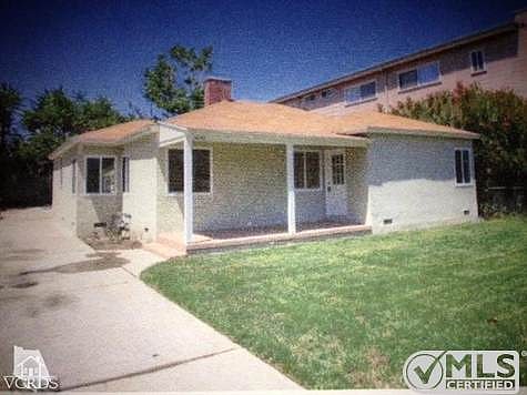 2nd image of 14147 Tiara St