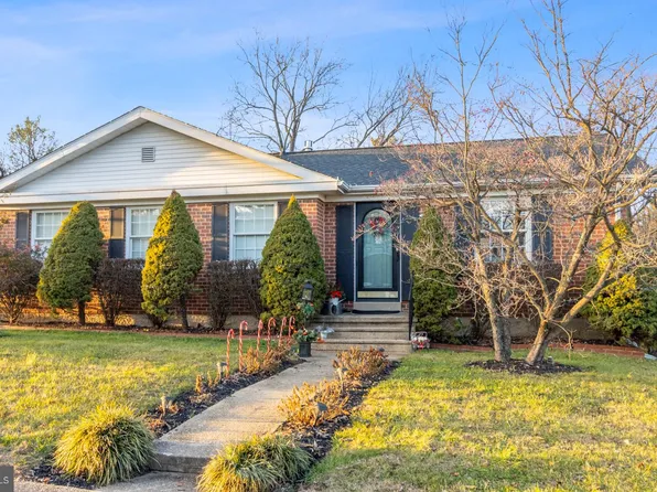 2308 Covered Bridge Garth, Baltimore, MD 21234