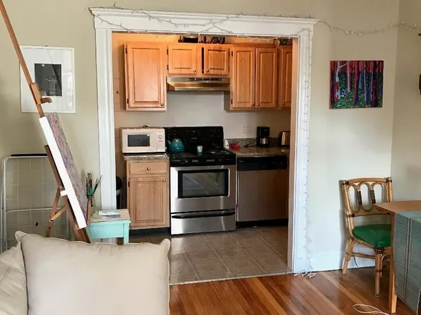 47 Ashford St #12A, Allston, MA 02134