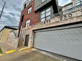 250 S Martin Luther King Blvd