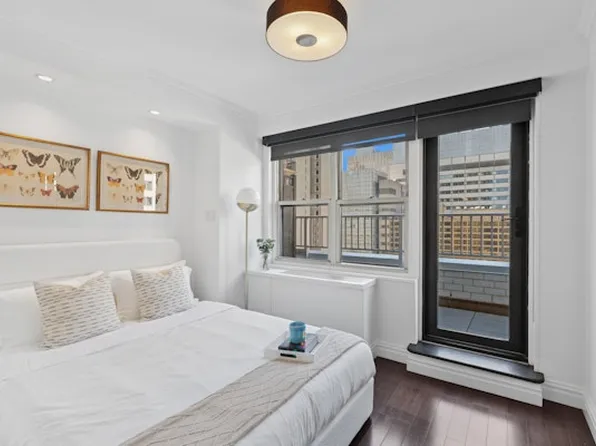 420 East 72nd Street image 7 of 12