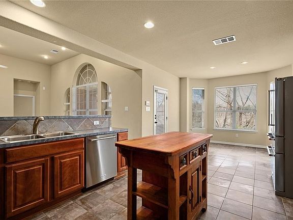 3rd image of 19205 Sea Island Dr