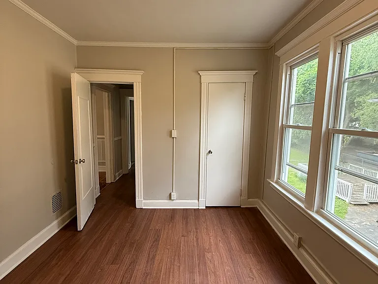 504 Winthrop Ave #B — Photo 14