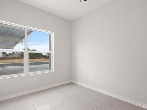 3rd image of 4216 Heron Ave #124