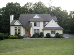 16 Indian Wells Rd, Brewster, NY 10509