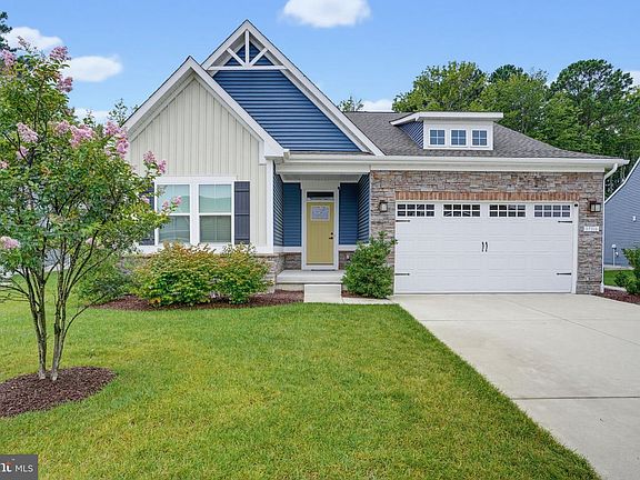 2nd image of 37316 Kestrel Way