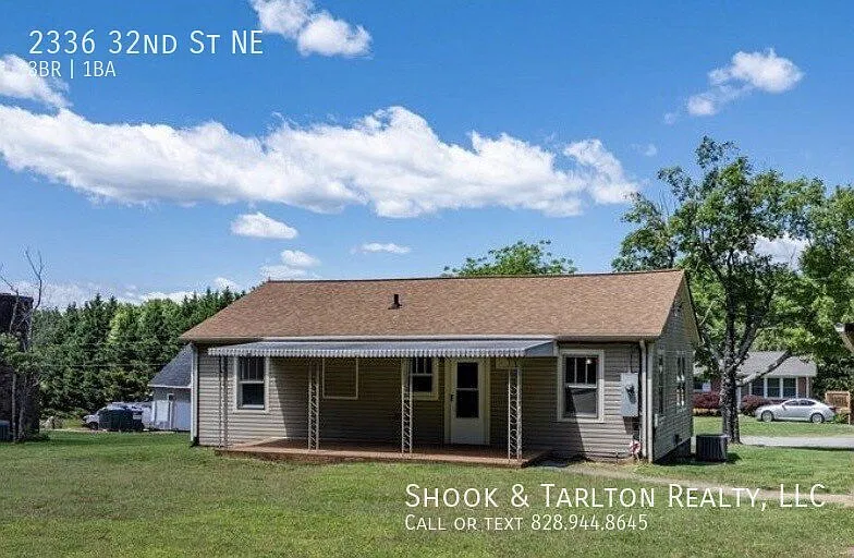 3 bed, 950 sqft, $1,450 — Photo 2