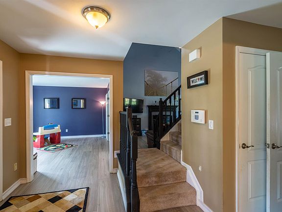 5th image of 9737 Aspenknoll Ct