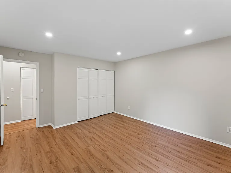 245 Hamilton Ave #1 — Photo 17