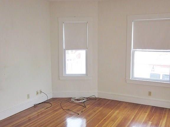 4th image of 70 Germain Ave #1