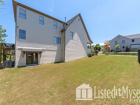 5th image of 2257 Southampton Dr