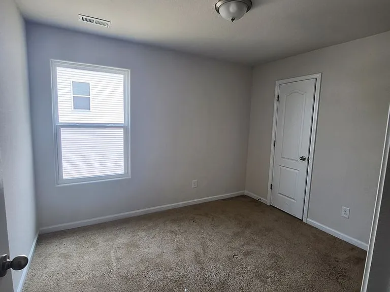 3425 Ellingford Rd #1 — Photo 6