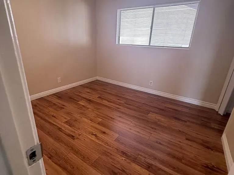 15843 Sierra Vista Ct — Photo 18