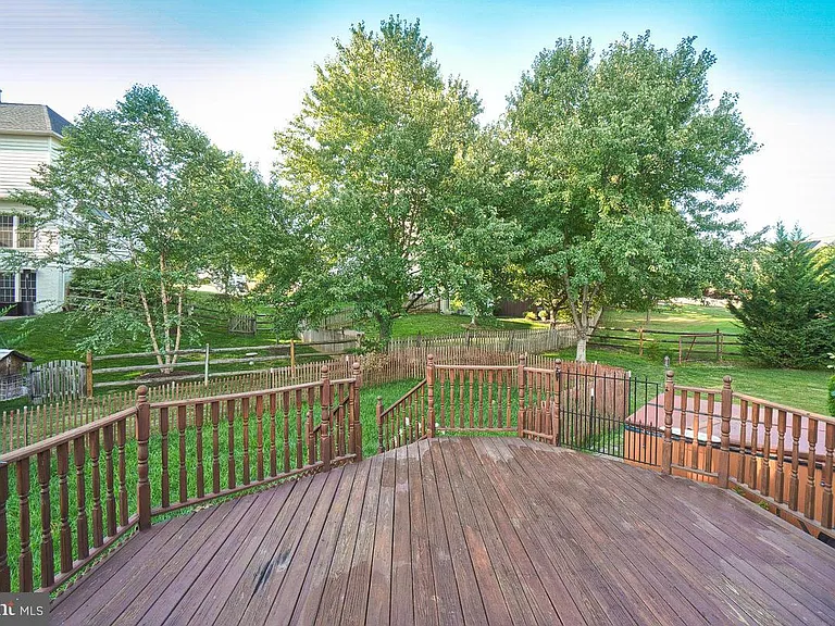 6430 Bellevue Pl — Photo 36