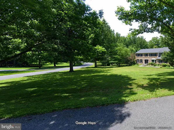300 Manor Dr, Kennett Square, PA 19348