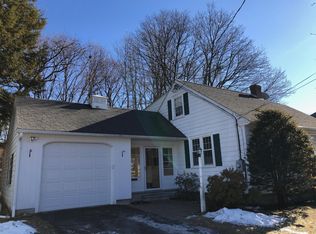 83 Grant St, Manchester, NH 03104