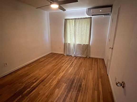 5th image of 206 E Cleveland St Unit 1