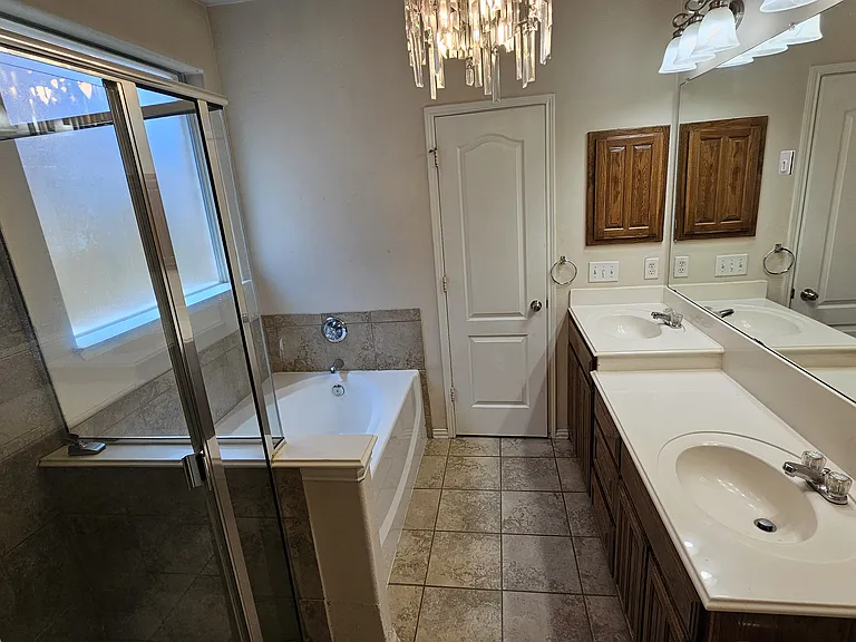 3049 Trinity Lakes Dr — Photo 41