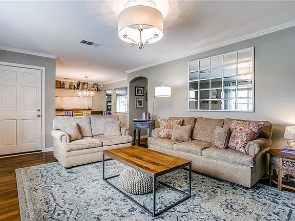 5th image of 2535 Dorrington Dr