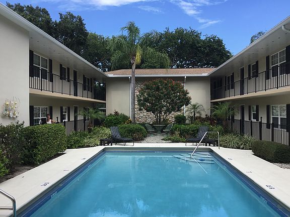 5th image of 800 Coquina Ln APT 101