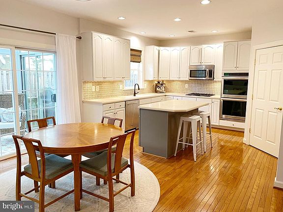 5th image of 47322 Westwood Pl