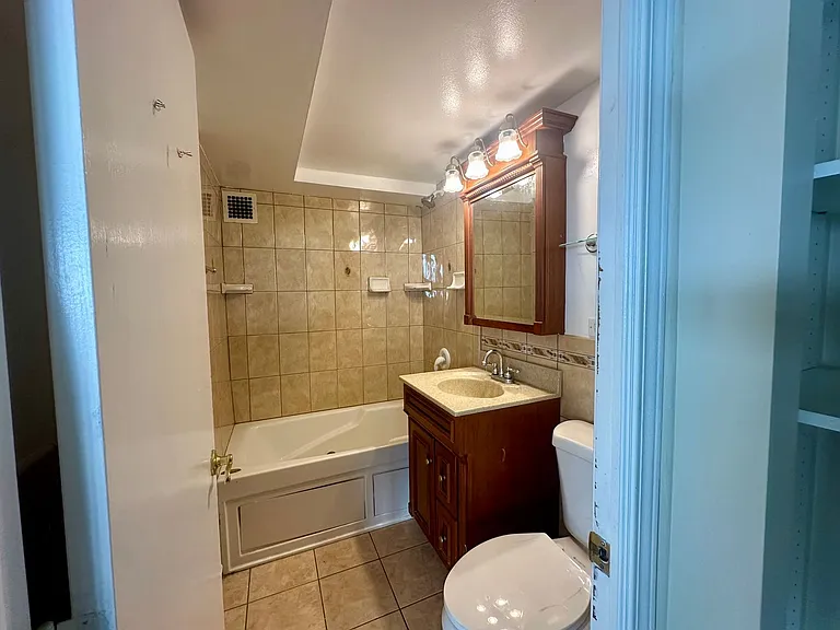 4180 Marine Terrace Apartments — Photo 233