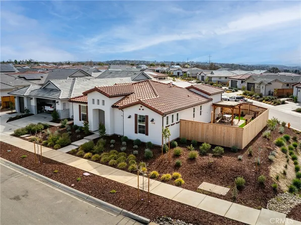 702 Brunello Ln, Paso Robles, CA 93446