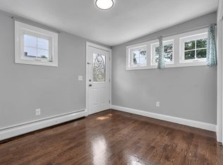 209 6th St #2, Providence, RI 02906