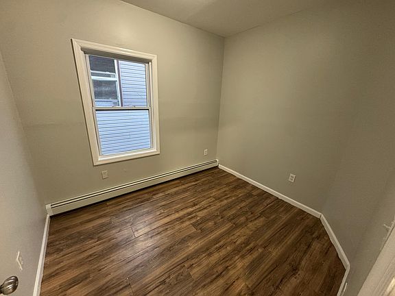 3rd image of 94 Willoughby St #2L