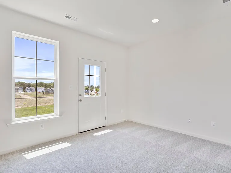 88 Mossdale Blvd — Photo 32