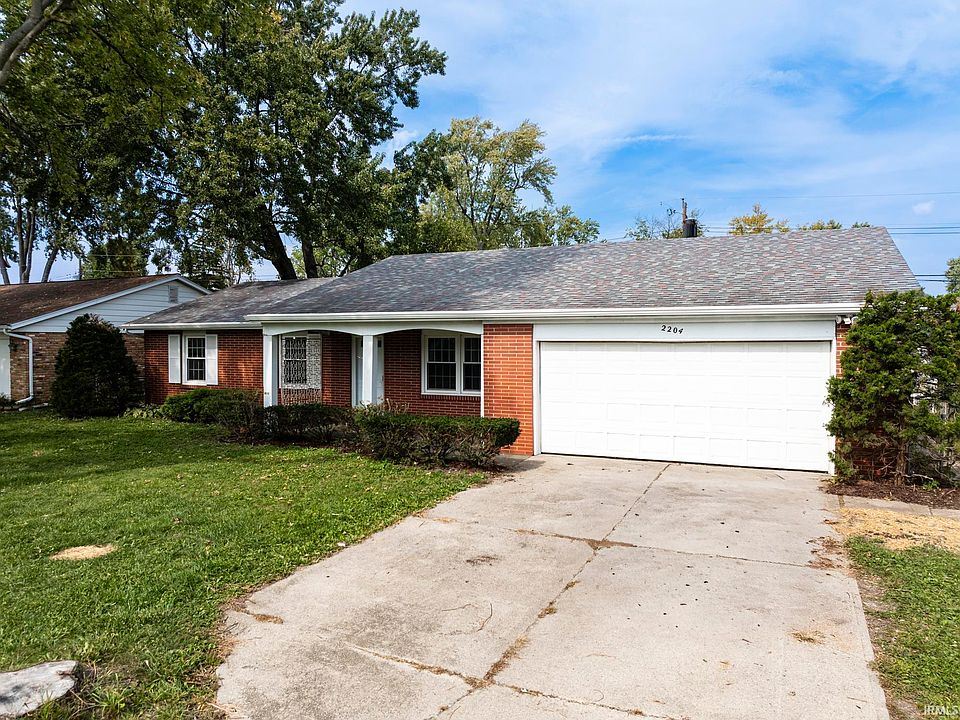1st image of 2204 W Purdue Ave
