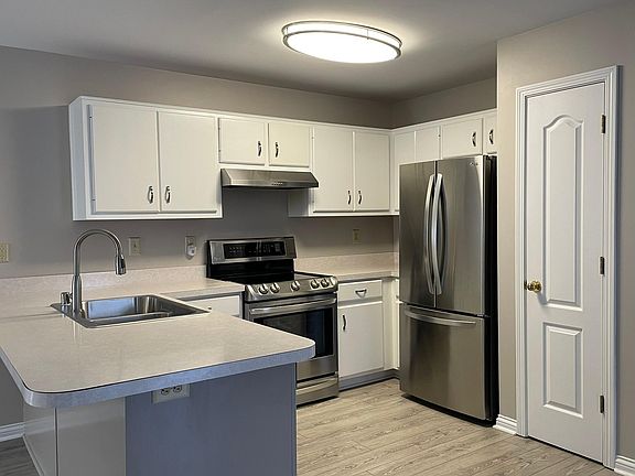 5th image of 4044 Palmetto Dr