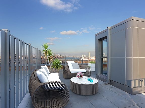 3rd image of 81 Fleet Pl APT 16A