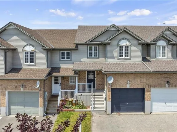 62 Foxglove Cres, Kitchener, ON N2E 3Y7