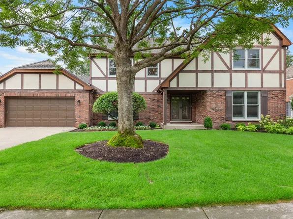 2335 Indian Ridge Dr, Glenview, IL 60026