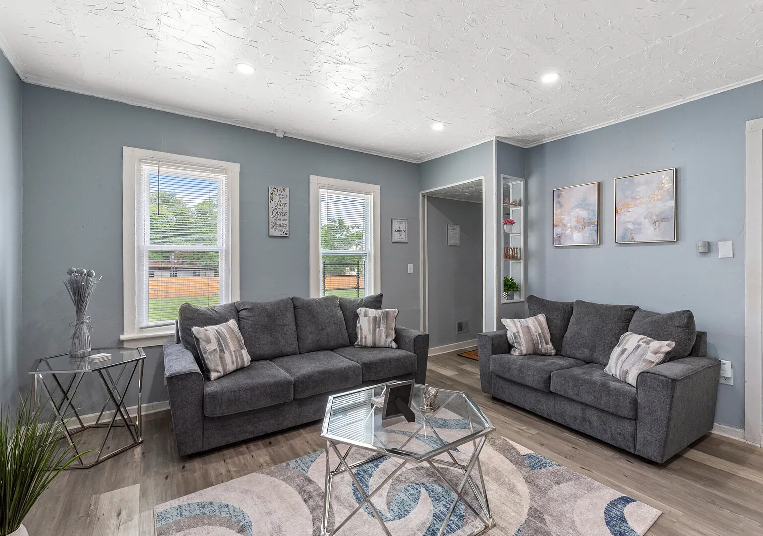 Modern 3BR w/ Laundry Near Downtown MKE — Photo 1