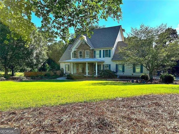 524 Sweetwater Creek Dr, Canton, GA 30114