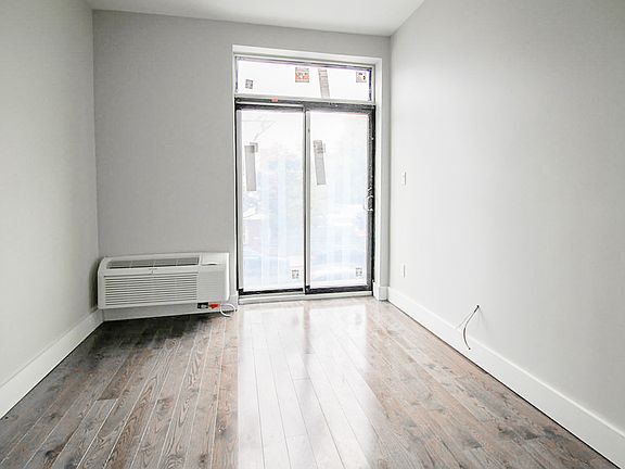 3rd image of 1142 Lafayette Ave #2