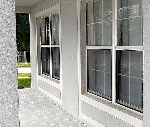 4th image of 1886 Crestridge Dr