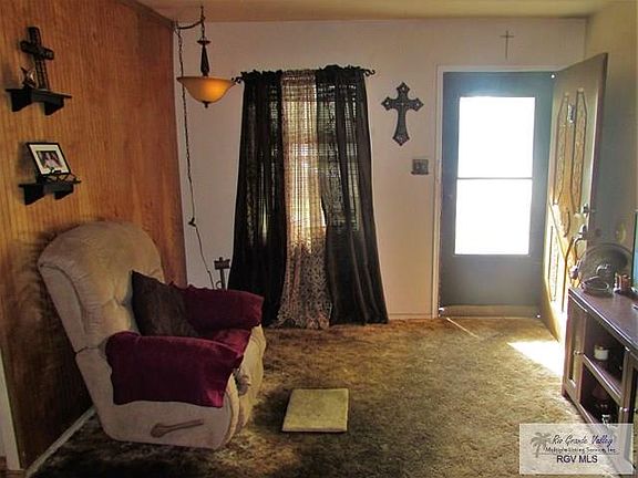 5th image of 121 E Williamson Ave
