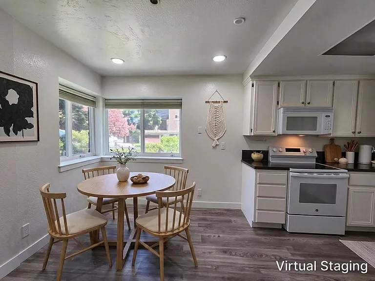 1465 Kentfield Ave — Photo 3