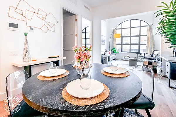Rented by MySpaceNYC | media 27
