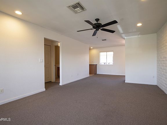 4th image of 4354 N 82nd St Unit 204