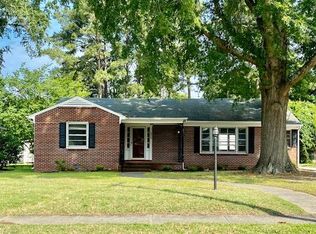 620 Peachtree St, Emporia, VA 23847