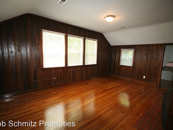 3rd image of 2508 Englewood Ave